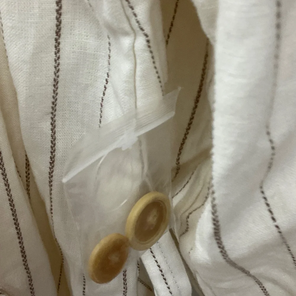 613 - We The Free NWOT Cream Striped Trench Coat, Size Medium - Picture 5 of 5